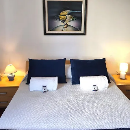 Holibai Orballo Apto Funcional Y Economico Cost Apartment Baiona